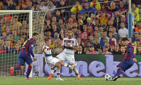ЛЧ-2014/2015. Барселона - Бавария - 3:0. Месси забивает первый мяч. Фото Getty Images