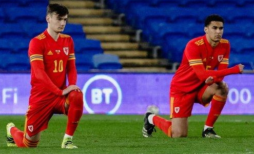 Дилан Левитт и Бен Кабанго Дилан Левитт и Бен Кабанго