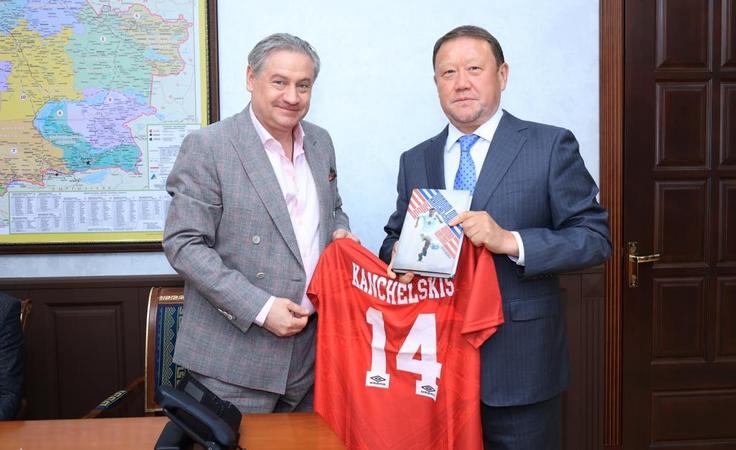 Андрей Канчельскис Андрей Канчельскис