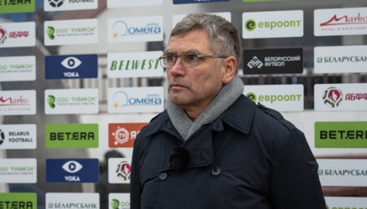 Сергей Ясинский: "Затягивали соперника к своим воротам, чтобы наши нападающие могли разбежаться" Сергей Ясинский: "Затягивали соперника к своим воротам, чтобы наши нападающие могли разбежаться"