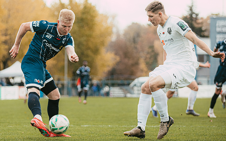 ЧБ-2025. Ислочь - Динамо (Брест). Егор Корцов и Андрей Макаренко. Фото ФК "Динамо" (Брест)