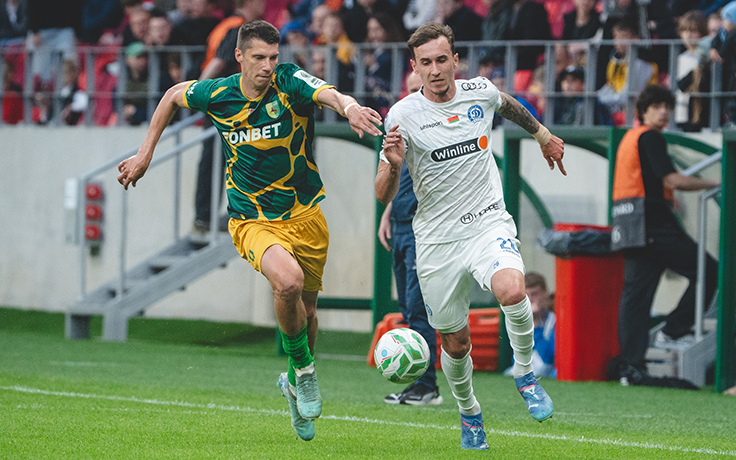 ЧБ-2025. Динамо (Минск) - Неман. Сергей Пушняков и Владислав Калинин. Фото ФК "Динамо" (Минск)