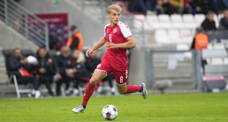 Густав Исаксен