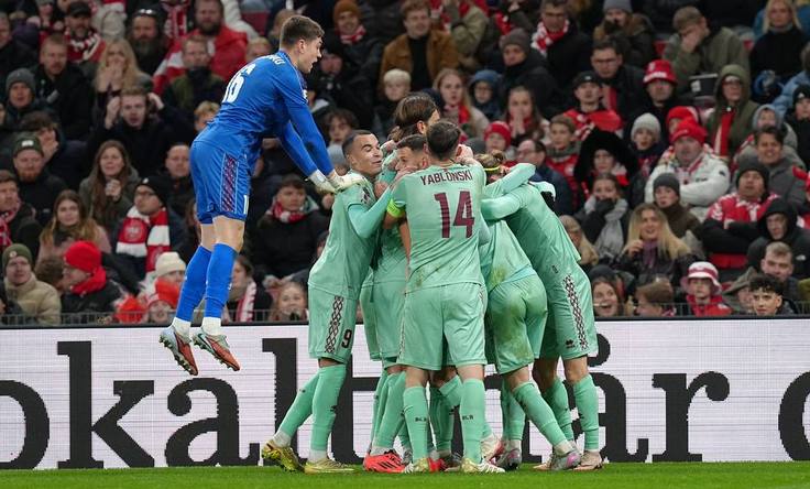 Ничья сборной Беларуси в Копенгагене, "Барановичи" выиграли первую лигу, брестское "Динамо" сыграет с "Крыльями Советов" и продолжение квалифиации ЧМ. Что было вчера и что будет сегодня