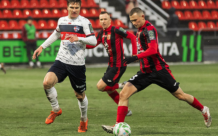 ЧБ-2025. Славия - Минск. Артем Сокол и Владислав Полоз. Фото ФК "Славия"