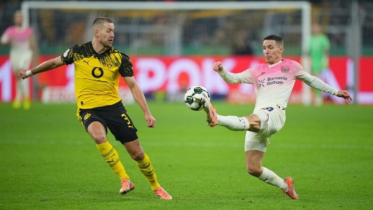 Кубок Германии, 1/8 финала. "Штутгарт" в гостях у "Бохума", "Унион" примет "Баварию", "Байер" прошел дортмундскую "Боруссию" и другие матчи