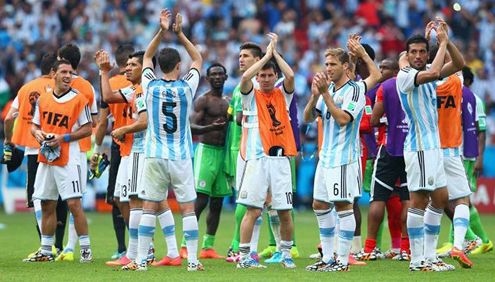 ЧМ-2014. Сборные Аргентины и Нигерии вышли в 1/8 финала из группы F. Фото - fifa.com ЧМ-2014. Сборные Аргентины и Нигерии вышли в 1/8 финала из группы F. Фото - fifa.com