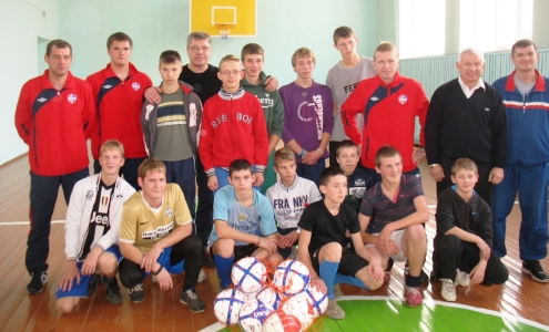 Футболисты «Минска» посетили Руденскую школу-интернат