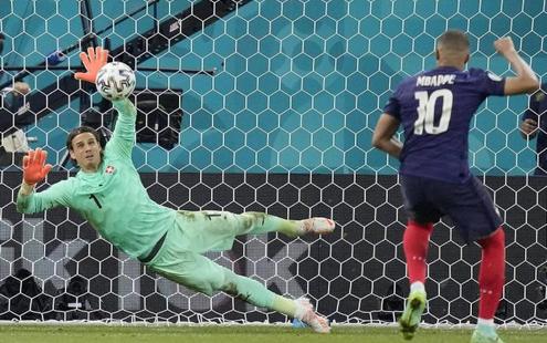 ЕВРО-2020. 1/8 финала. Франция - Швейцария - 3:3 (пен. 4-5). Пенальти Килиана Мбаппе ЕВРО-2020. 1/8 финала. Франция - Швейцария - 3:3 (пен. 4-5). Пенальти Килиана Мбаппе
