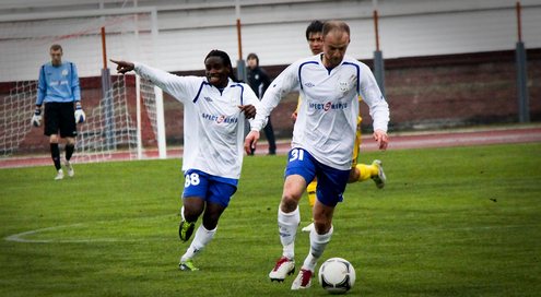 ЧБ-2012. Брест - БАТЭ. С мячом Виктор Сокол. Фото dynamo-brest.by ЧБ-2012. Брест - БАТЭ. С мячом Виктор Сокол. Фото dynamo-brest.by