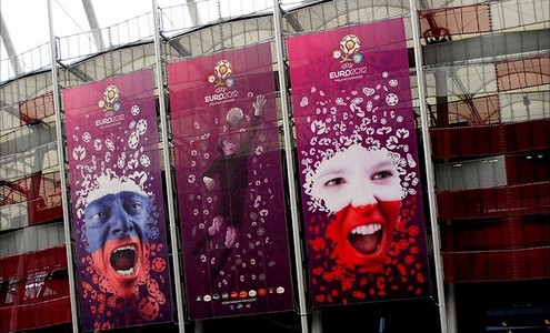 ЕВРО-2012. Варшава. Вокруг матча Польша - Россия. Фото - Дариуш Бочек для Football.by ЕВРО-2012. Варшава. Вокруг матча Польша - Россия. Фото - Дариуш Бочек для Football.by