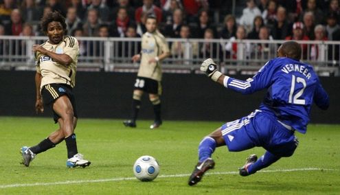 Кубок УЕФА 2008/2009. Аякс - Марсель - 2:2. Фото - reuters.com Кубок УЕФА 2008/2009. Аякс - Марсель - 2:2. Фото - reuters.com