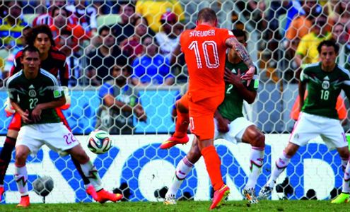 ЧМ-2014. 1/8 финала. Голландия - Мексика - 2:1. Фото - fifa.com ЧМ-2014. 1/8 финала. Голландия - Мексика - 2:1. Фото - fifa.com
