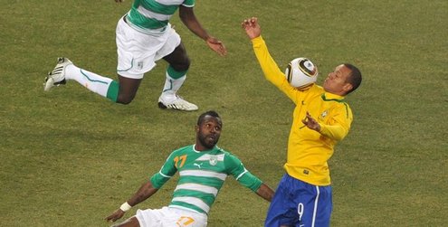 ЧМ-2010. Бразилия - Кот-д'Ивуар - 3:1. Фото Getty Images ЧМ-2010. Бразилия - Кот-д'Ивуар - 3:1. Фото Getty Images