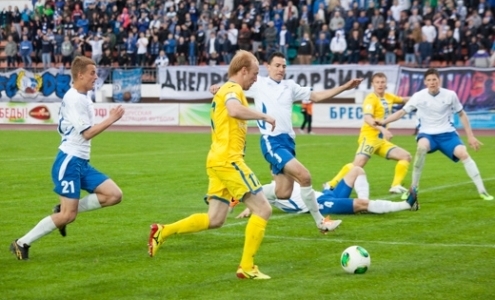 ЧБ-2014. Динамо Бр - БАТЭ - 0:4. Атакует Александр Павлов. Фото официального сайта ФК БАТЭ ЧБ-2014. Динамо Бр - БАТЭ - 0:4. Атакует Александр Павлов. Фото официального сайта ФК БАТЭ