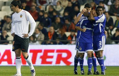 Кубок УЕФА 2008/2009. Валенсия - Динамо Киев - 2:2. Фото - reuters.com Кубок УЕФА 2008/2009. Валенсия - Динамо Киев - 2:2. Фото - reuters.com