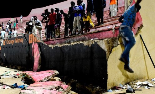 Обрушение стадиона в Сенегале