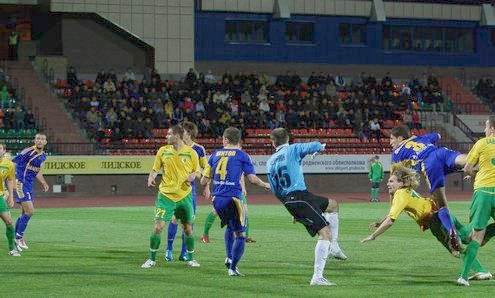 ЧБ-2010. Неман - БАТЭ - 1:1. Фото Ярослава Ванюкевича ЧБ-2010. Неман - БАТЭ - 1:1. Фото Ярослава Ванюкевича