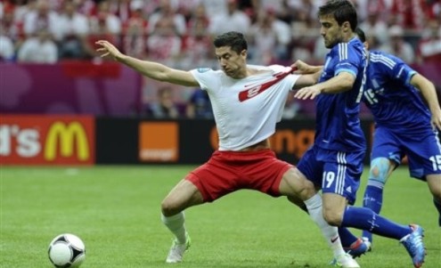 ЧЕ-2012. Польша - Греция. Роберт Левандовски. Фото UEFA.com.