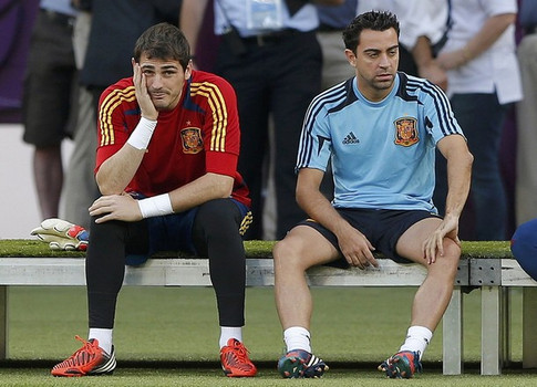 ЕВРО-2012. Сборная Испании. Касильяс и Хави. Фото Reuters
