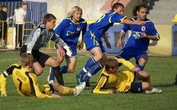 4.05.08. Шахтер - Сморгонь - 0:1. Фото - А.Баранчика (Солигорск) 4.05.08. Шахтер - Сморгонь - 0:1. Фото - А.Баранчика (Солигорск)