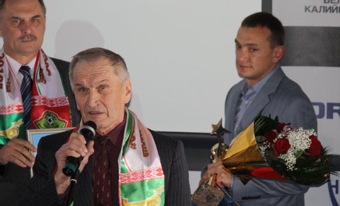 Звездный мяч 2010. Закрытие футбольного сезона в Беларуси. Эдуард Зарембо и Александр Юревич Звездный мяч 2010. Закрытие футбольного сезона в Беларуси. Эдуард Зарембо и Александр Юревич