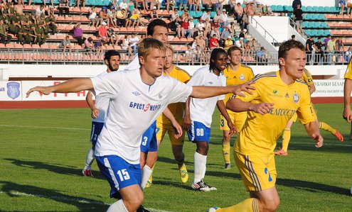 ЧБ-2013. Динамо Брест - БАТЭ - 0:0. Владимир Щербо и Виталий Родионов. Фото Эдуарда Белемука