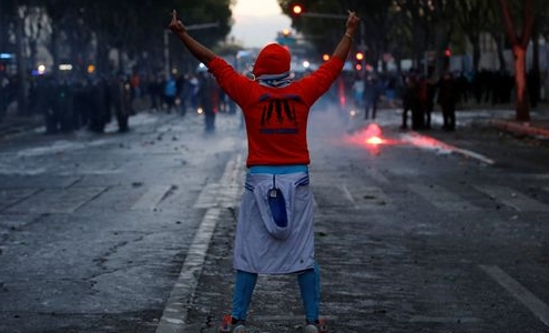 Столковения фанатов Марселя с полицией. Фото Getty Images